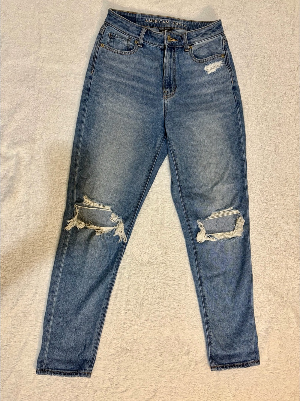 American Eagle Outfitters Women’s Ripped Straight-Leg, Mom, Blue Jeans